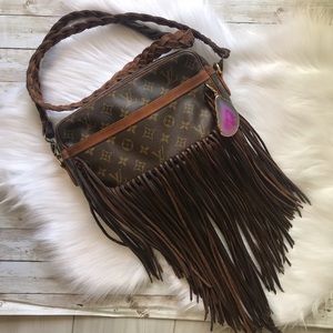 Louis Vuitton Vintage Boho Bag leather fringe LV